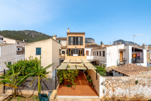 Hervorragendes Dorfhaus mit Garage und Garten in Alaró