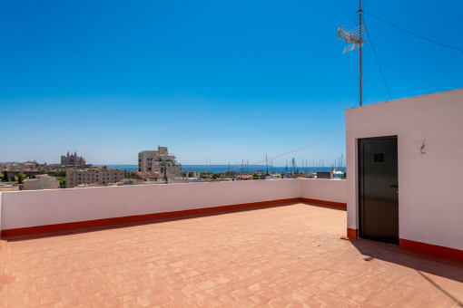 Roof terrace