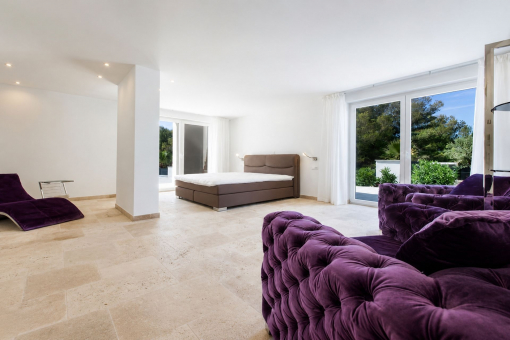 Master suite with double bed