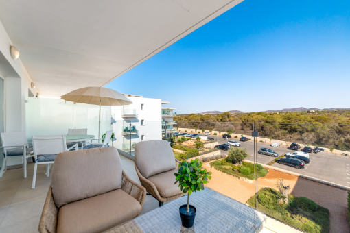 Terrace with far-reaching views