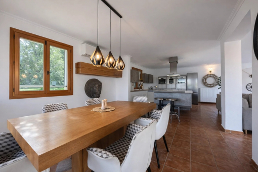 The dining area is connected to the kitchen