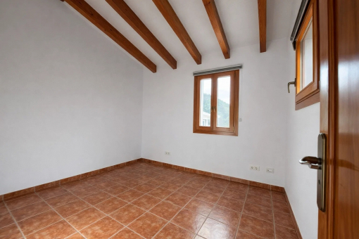 Bedroom on the upper floor