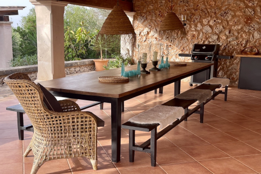 Inviting seating with a panoramic view
