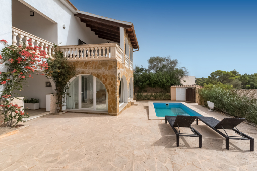 Terrace with pool