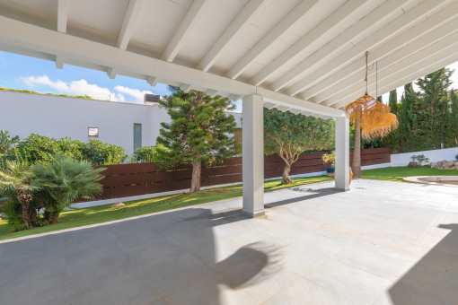 Überdachter Terrasse 