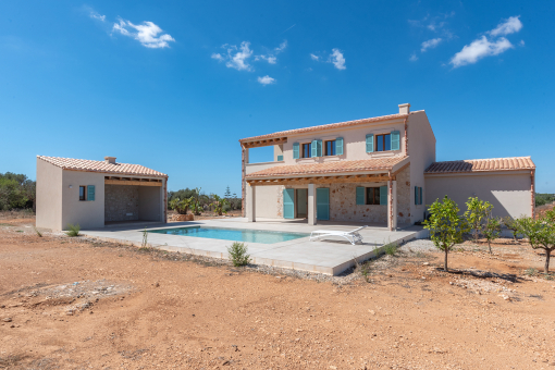 Vista exterior – zona de piscina