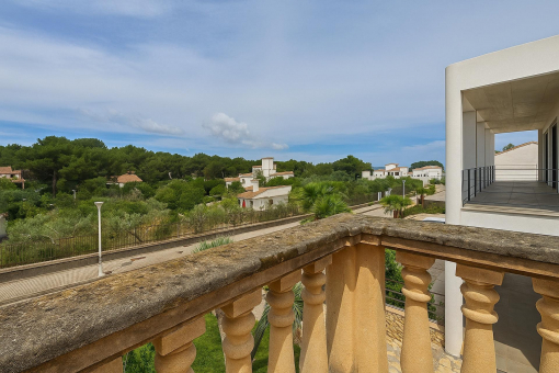 Terrace with sea views