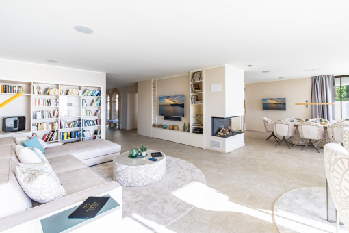 Living area with adjacent dining room