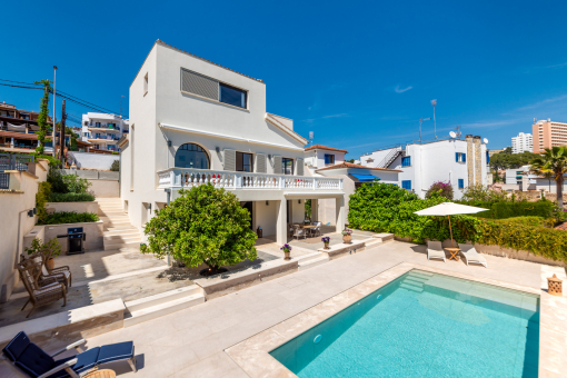 Overall view of the villa