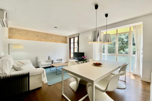 Elegant, spacious and light-flooded apartment with character in the old town of Palma