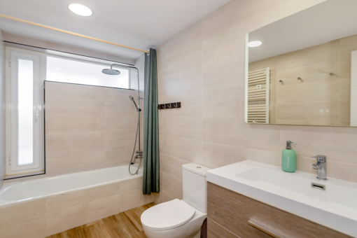 Bathroom upstairs