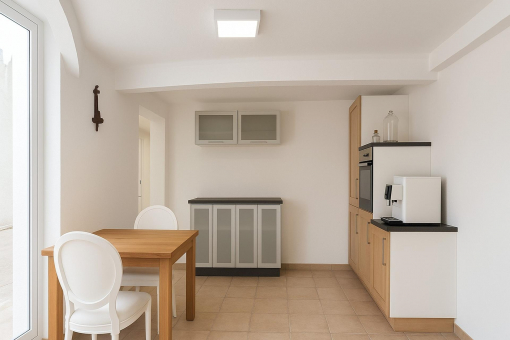 Bright breakfast area with garden access