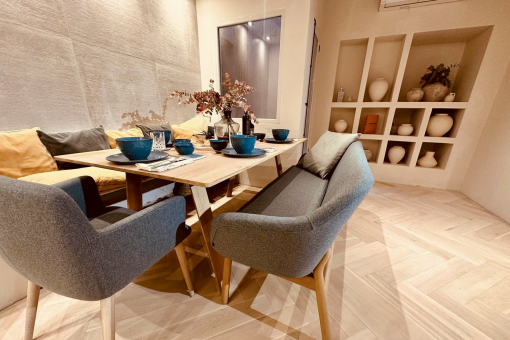 Cozy dining nook