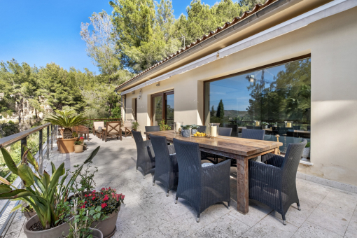 Outdoor dining area