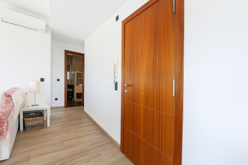 port-alcudia-spacious-terrace-walking-distance-sandy-beach-8