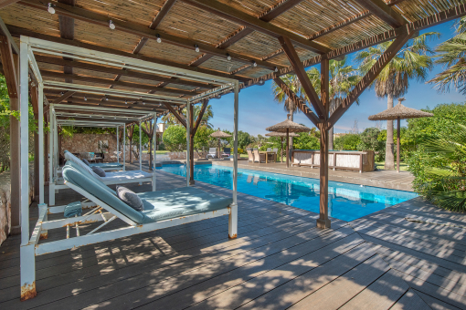 Pool terrace