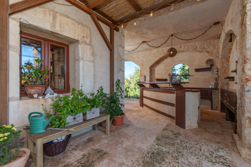 Summer kitchen