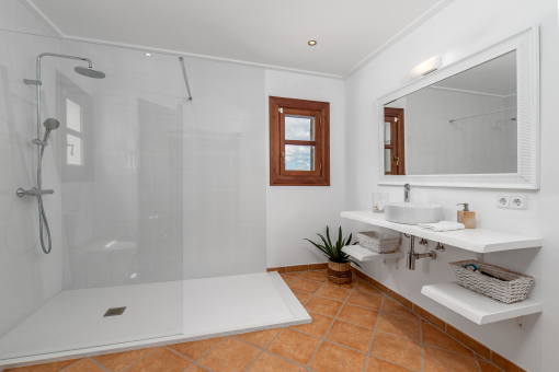 Bathroom enSuite