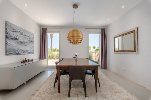 Open dining area