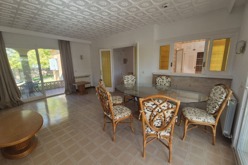 Living and dining area