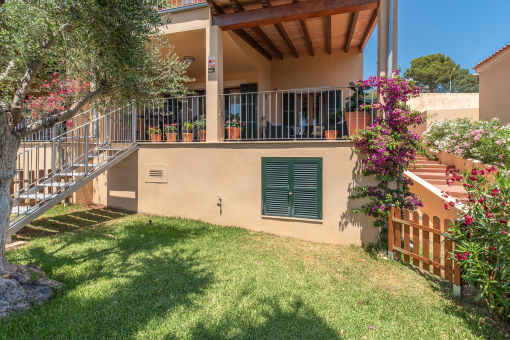 Garden with access to the basement