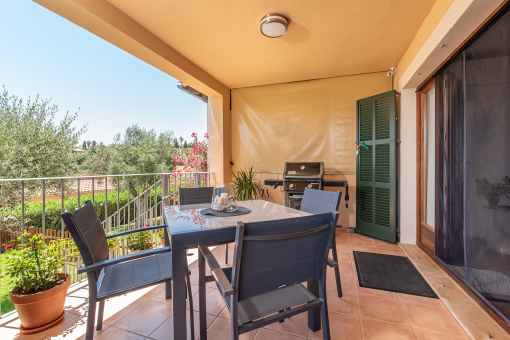 Terrace with access to the garden