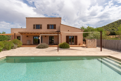 Authentische Finca mit herrlichen Panoramablick nahe Cas Concos
