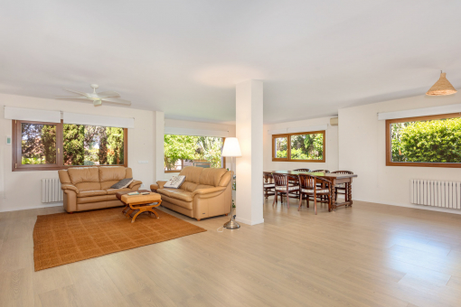 villa-laspalmeras-Meerblick-kaufen-Pool