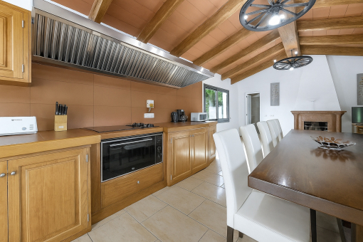 Kitchen with banquet hall in the annex