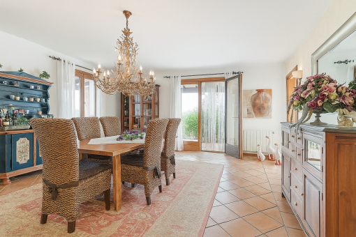 Essbereich mZweites Doppelschlafzimmer	it Barbecue-Terrasse