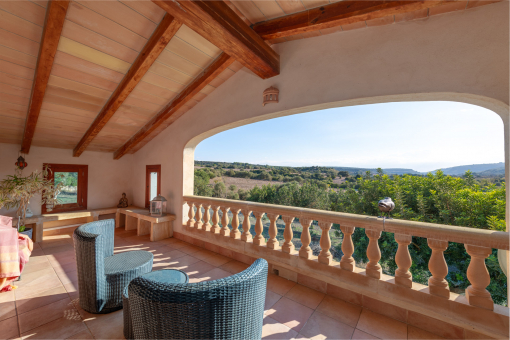 Balcony with wide views over the nature reserve
