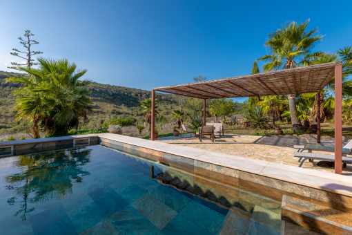 Mediterranean finca near Manacor with the possibility of keeping horses in idyllic surroundings