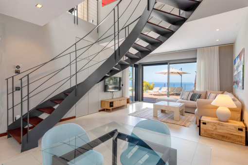 Second living-dining area in the basement