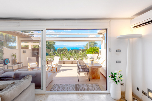 Exclusive terraced house in first sea line in Son Veri Nou - Mediterranean charm with modern comfort