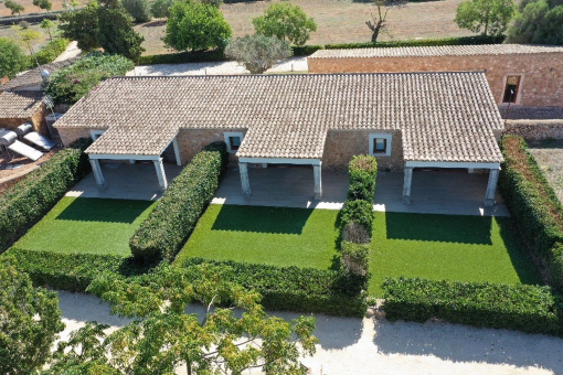 3 separate Suite with private Garden