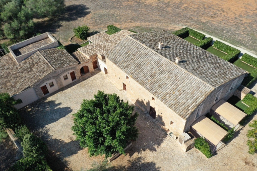 Main House with 10 Suites