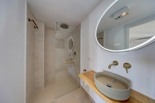Bathroom en-suite