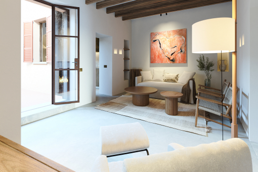 Großzügiger Wohnbereich mit Holzbalken