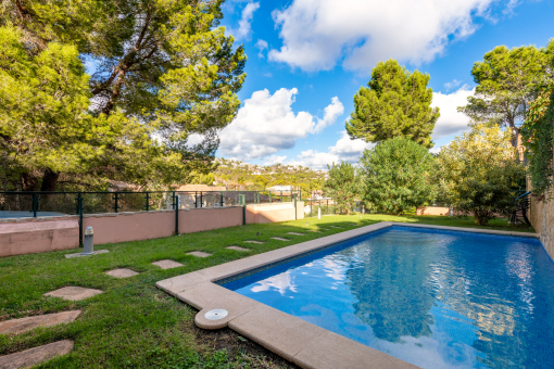 Communal garden with pool
