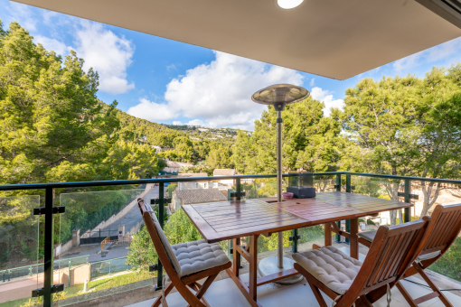 Covered terrace with a magnificent view of the greenery