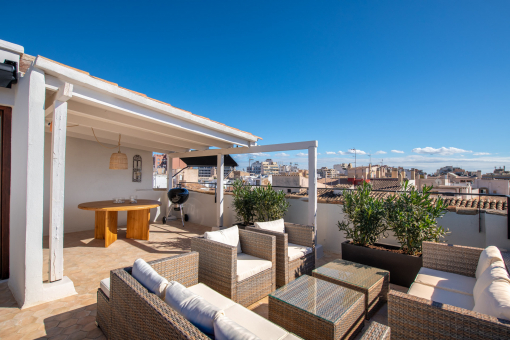 Private rooftop terrace