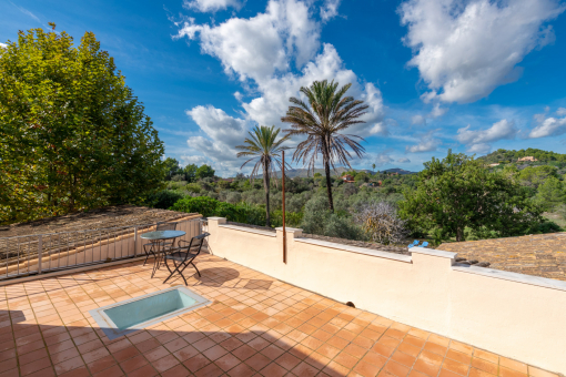 Terrace with direct sea view