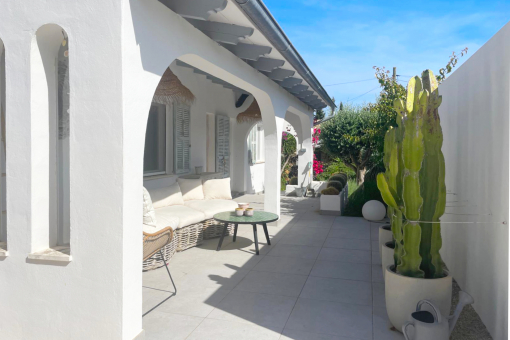 Surrounding of the house