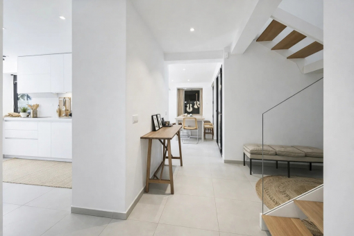 Treppenaufgang ins Obergeschoss