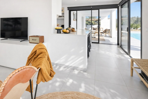 Wohn- und Küchen mit Zugang in den Außenbereich