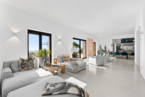 Spacious living area