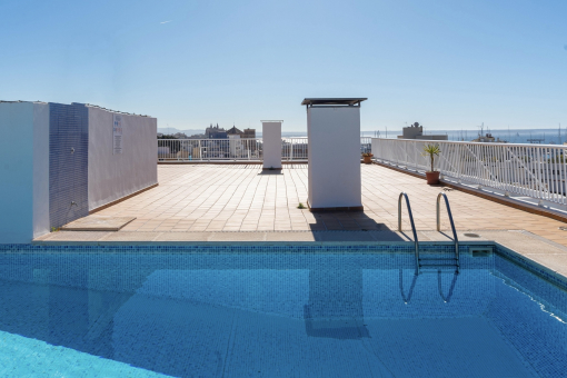Communal rooftop terrace with pool