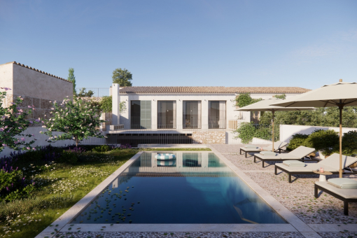 Beautiful townhouse with pool and garage in Sineu