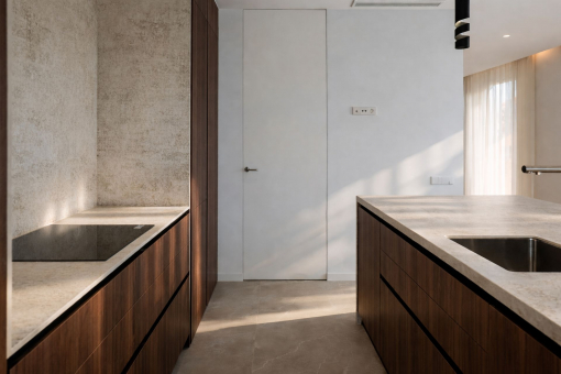 Küche und Zugang zur Waschküche