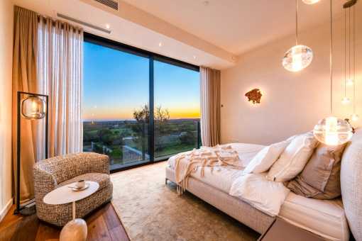 Masterbedroom at night